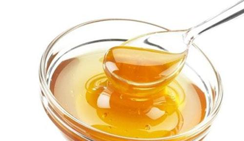 吃蜂蜜要注意什么 喝蜂蜜要讲究
