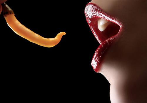 经前有褐色分泌物怎么办 经期前分泌褐色分泌物怎么回事