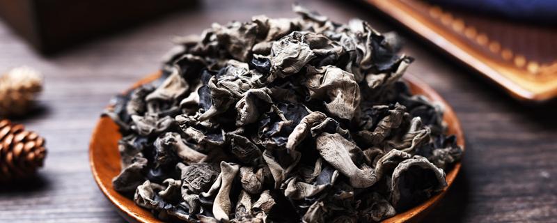 干木耳放了好几年了还能吃吗（干木耳放了好几年了还能吃吗百度）