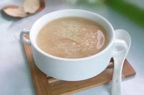 尿蛋白怎么降下来（尿蛋白怎么降下来快）