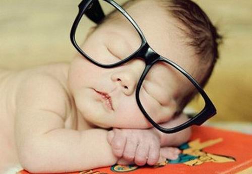 为什么睡觉的时候会突然一脚踏空 睡觉的时候脚突然踏空了