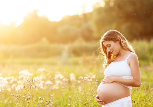 孕妇外出旅行要注意什么 孕妇外出旅游注意事项