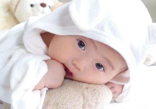 宝宝扁桃体发炎吃什么食物 宝宝扁桃体发炎吃啥