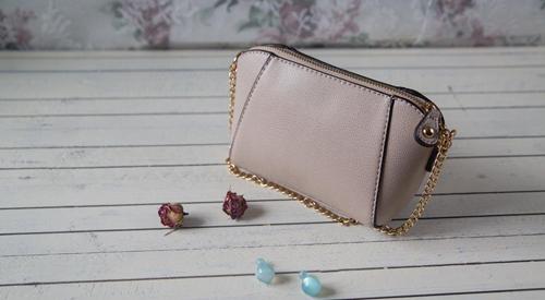 皮包发霉了怎么去霉斑（皮包发霉了怎样有效去除）