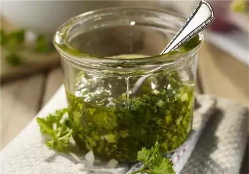 香菜煮水喝有什么功效（香菜煮水喝有什么功效和作用9个月宝宝能喝吗）