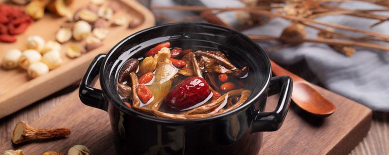 沙参玉竹麦冬的功效与作用(猪心沙参玉竹麦冬的功效与作用)