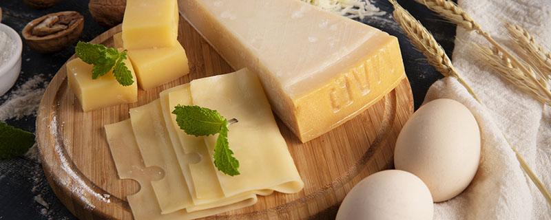 低脂芝士减肥可以吃吗 低脂芝士减肥可以吃吗热量高吗