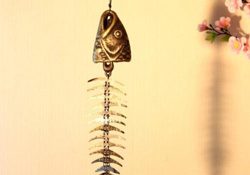 鱼刺卡在牙齿缝间有什么办法 鱼刺卡在牙齿缝间有什么好办法