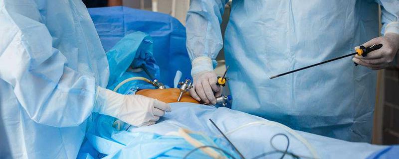 手术拆线后多久可以洗澡 做完手术拆线后多久可以洗澡