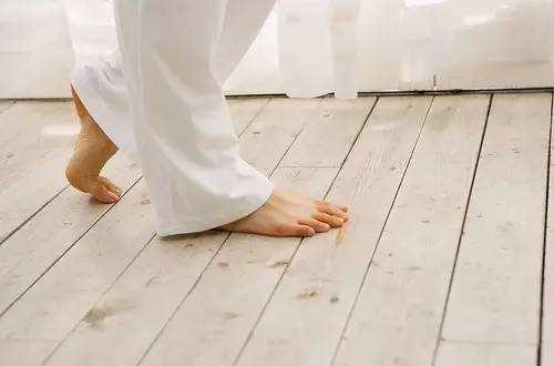 光脚养生 光脚的好处