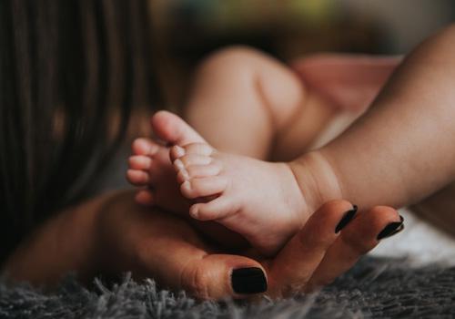 宝宝抚触怎么做 宝宝抚触怎么做,会不会着凉