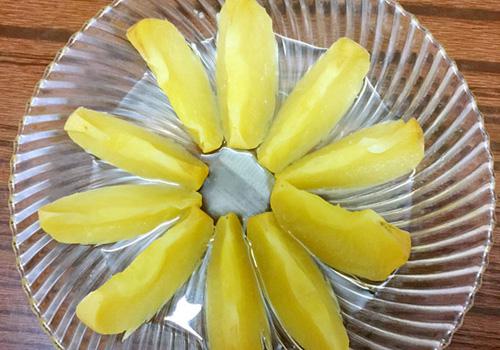 蒸苹果泥怎么做给宝宝吃（婴儿蒸苹果泥的做法窍门）