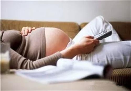 孕妇夏天怎么消暑（孕妇夏天消暑吃什么）