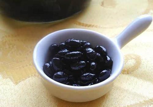 熟黑豆泡醋