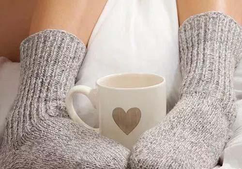 孕妇脚冷是什么原因（孕妇脚发冷是怎么回事）