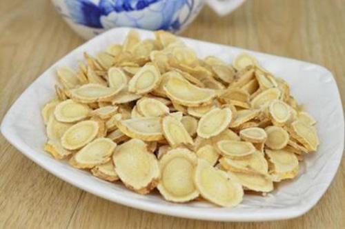 喝黄芪泡水喝有那些效果 黄芪泡水有哪些好处