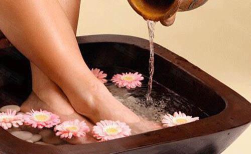 什么人不能泡脚 泡脚什么人不能泡脚