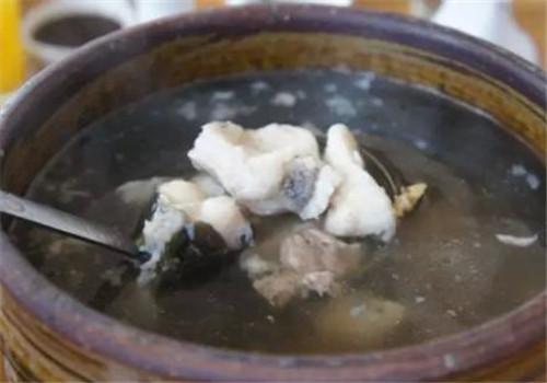 鳗鱼汤的功效与作用（鳗鱼的作用和功效）