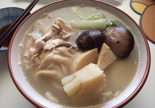 春笋冬菇汤