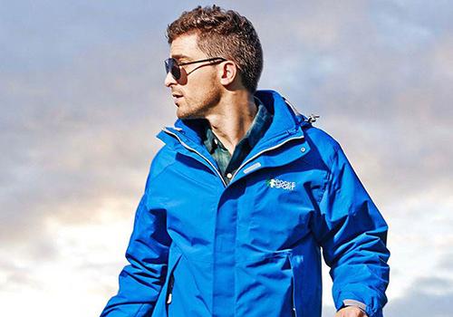 冲锋衣可以干洗吗 北面冲锋衣可以干洗吗