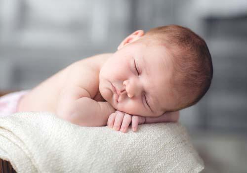 孩子多大分床睡比较好 小孩多大分床睡比较合适