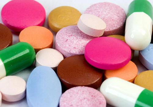 阿奇霉素是抗生素吗（罗红霉素和阿奇霉素是抗生素吗）