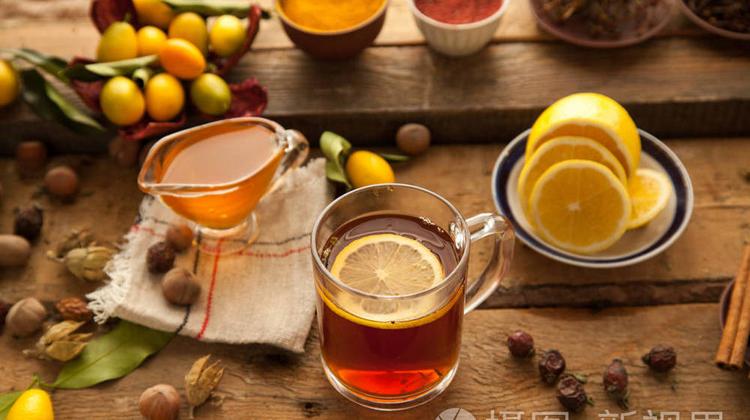 蜂蜜柠檬的功效与作用（百香果蜂蜜柠檬的功效与作用）