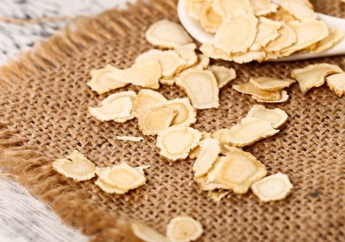 小孩能喝西洋参泡水吗 12岁小孩能喝西洋参泡水吗