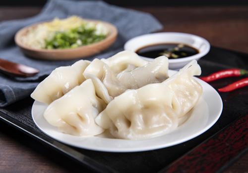 速冻蒸饺需要解冻吗 蒸速冻水饺用不用解冻