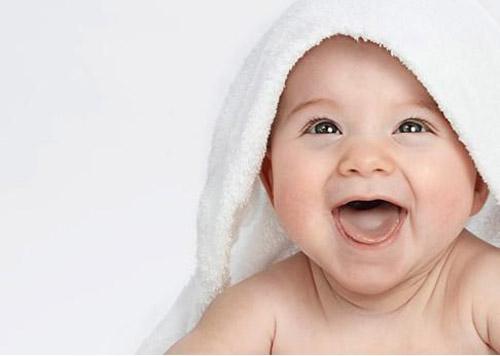 攒肚子是什么意思 宝宝攒肚子是什么意思