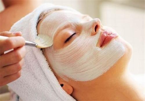 蜂蜜结晶能敷脸吗 结晶的蜂蜜可以涂脸吗