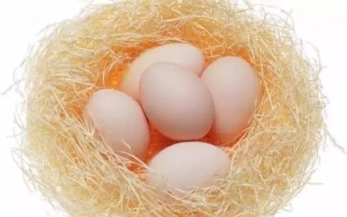 经常吃鸡蛋有什么好处 每天吃鸡蛋有什么好处和坏处