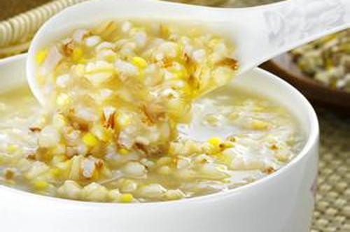 玉米渣燕麦粥