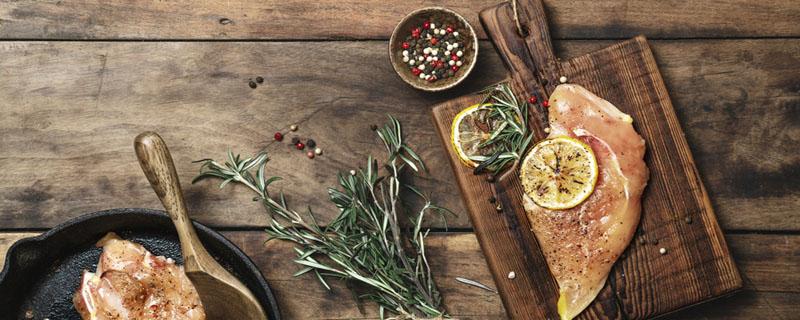 鸡胸肉特别柴怎么回事儿 鸡胸肉特别柴怎么回事