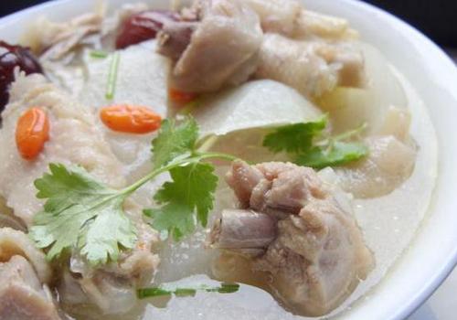 吃什么去黑眼圈 5款美容汤走起