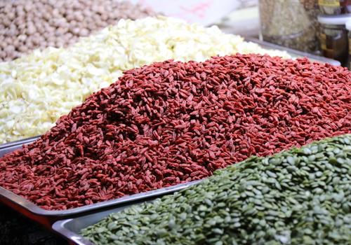 常吃枸杞对身体有什么好处 男人常吃枸杞对身体有什么好处