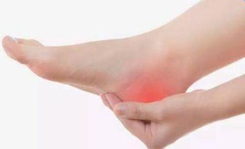 脚后跟疼怎么办（脚后跟疼怎么办吃什么药）