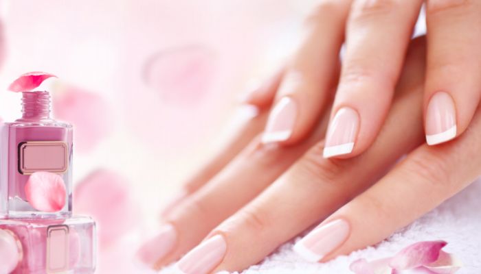 美甲灯会把手照黑吗 美甲灯会不会把手照黑