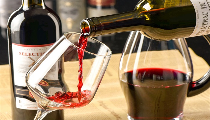 红酒和葡萄酒的区别 红酒和葡萄酒的区别是什么