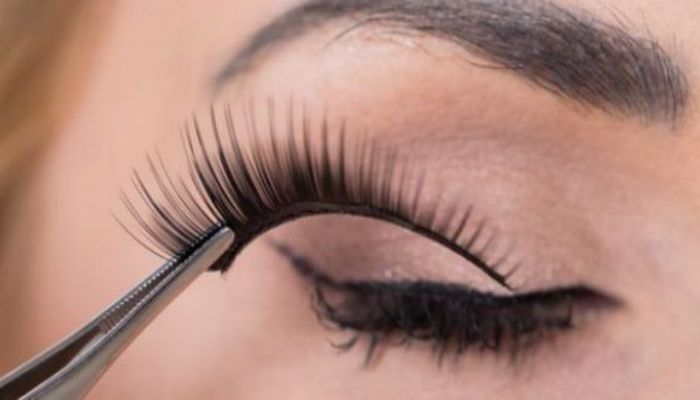 睫毛b翘和c翘的区别 睫毛b翘和c翘有什么不同