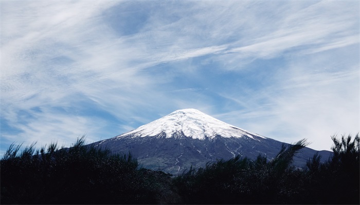 火山喷发的原因 火山喷发是什么原因