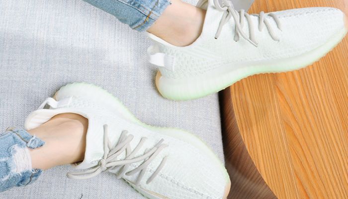 椰子350满天星鞋带系法 椰子350满天星鞋带怎么系