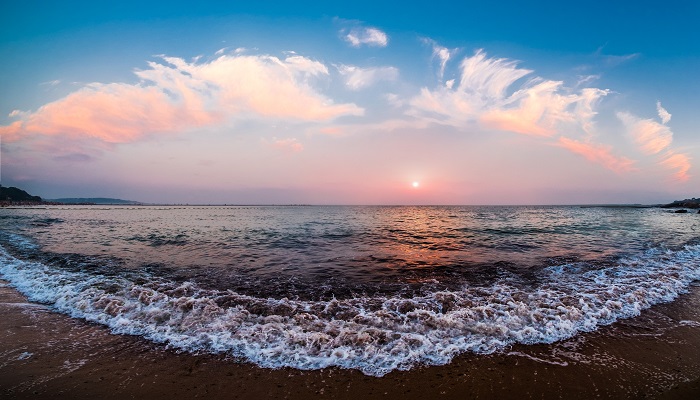 海水潮起潮落的主要原因是什么 海水潮起潮落的主要原因