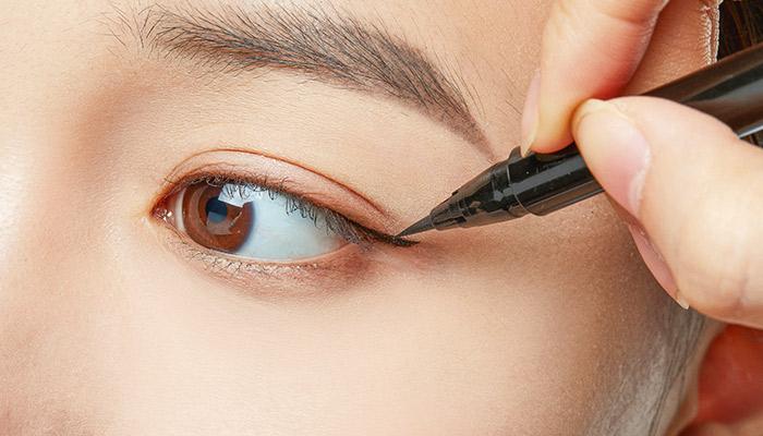 眼线胶笔是干什么用的 眼线胶笔的作用