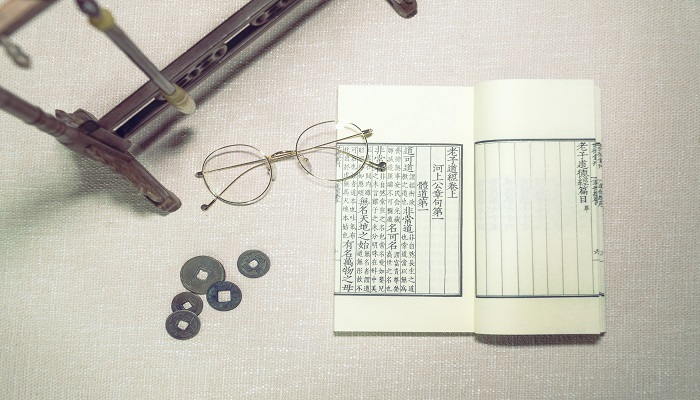 锦囊玉轴常以自随翻译 锦囊玉轴,常以自随的意思