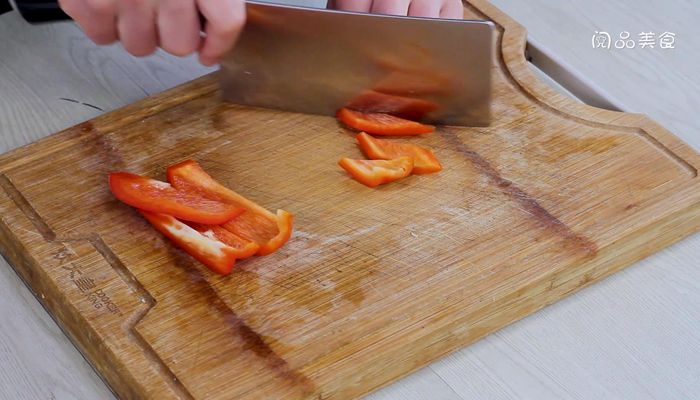 五花肉炖鸭血的做法五花肉炖鸭血怎么做