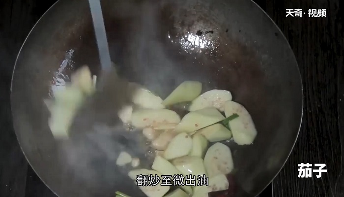 焖茄子怎么做 焖茄子的做法