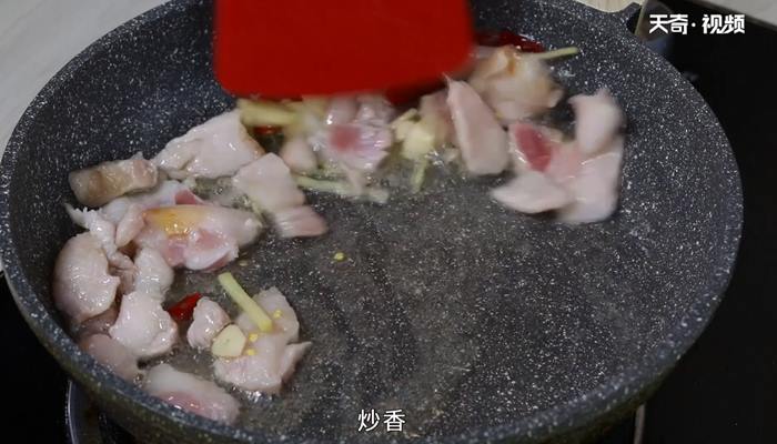 菜花炒肉的做法 菜花炒肉怎么做