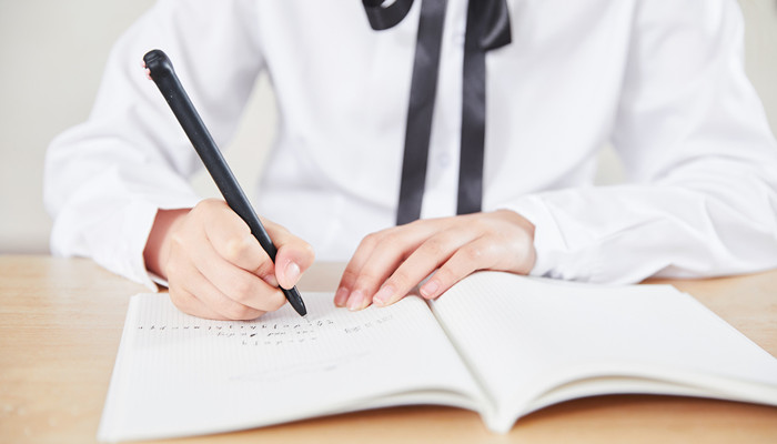 重庆知行卫生学校是公办还是私立? 重庆知行卫生学校怎么样? 