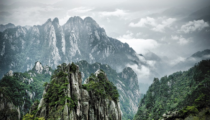 老山界是什么体裁 老山界的体裁